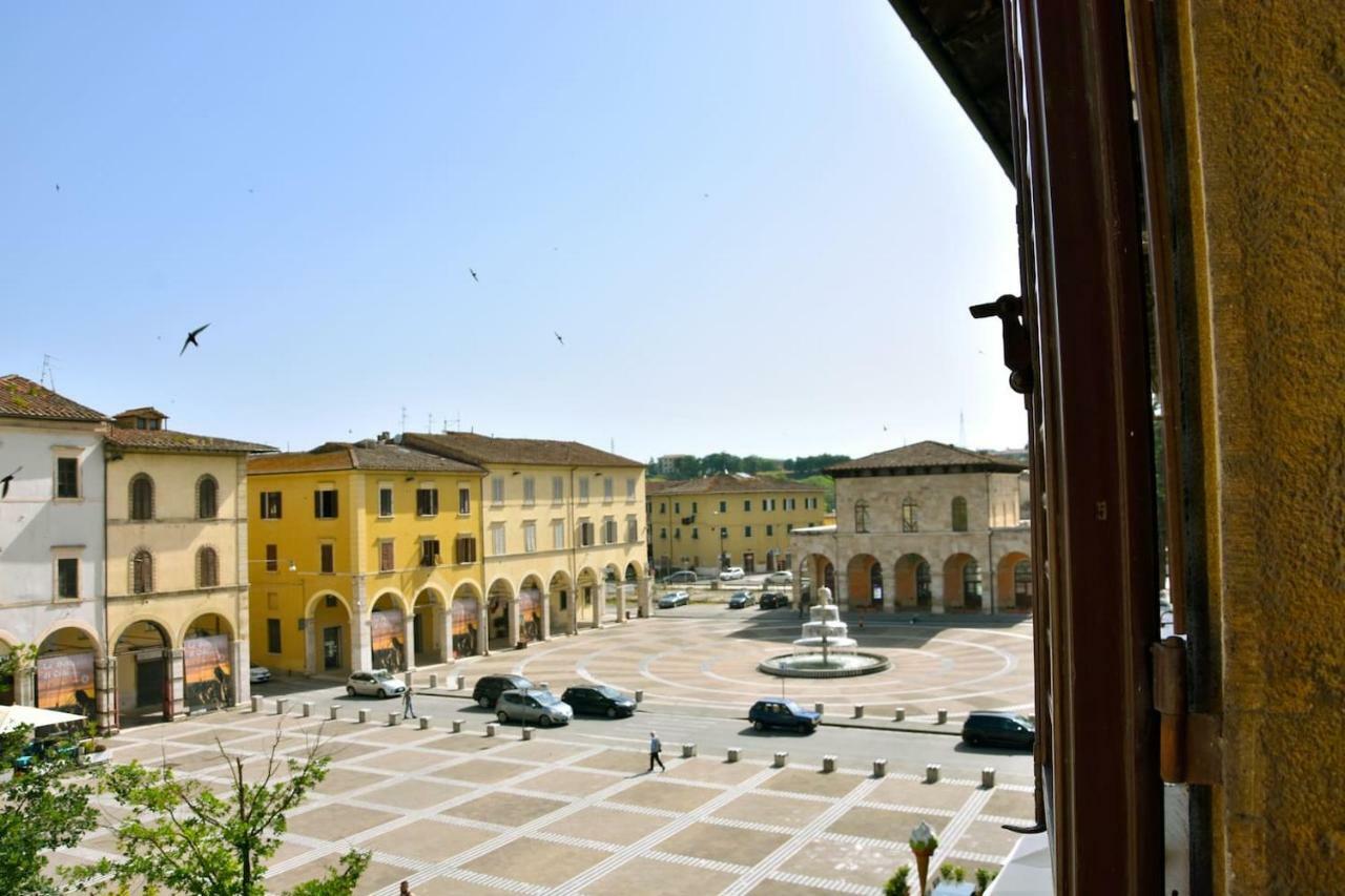 Piazza Arnolfo 1932 Apartamento Colle Val D'Elsa Exterior foto