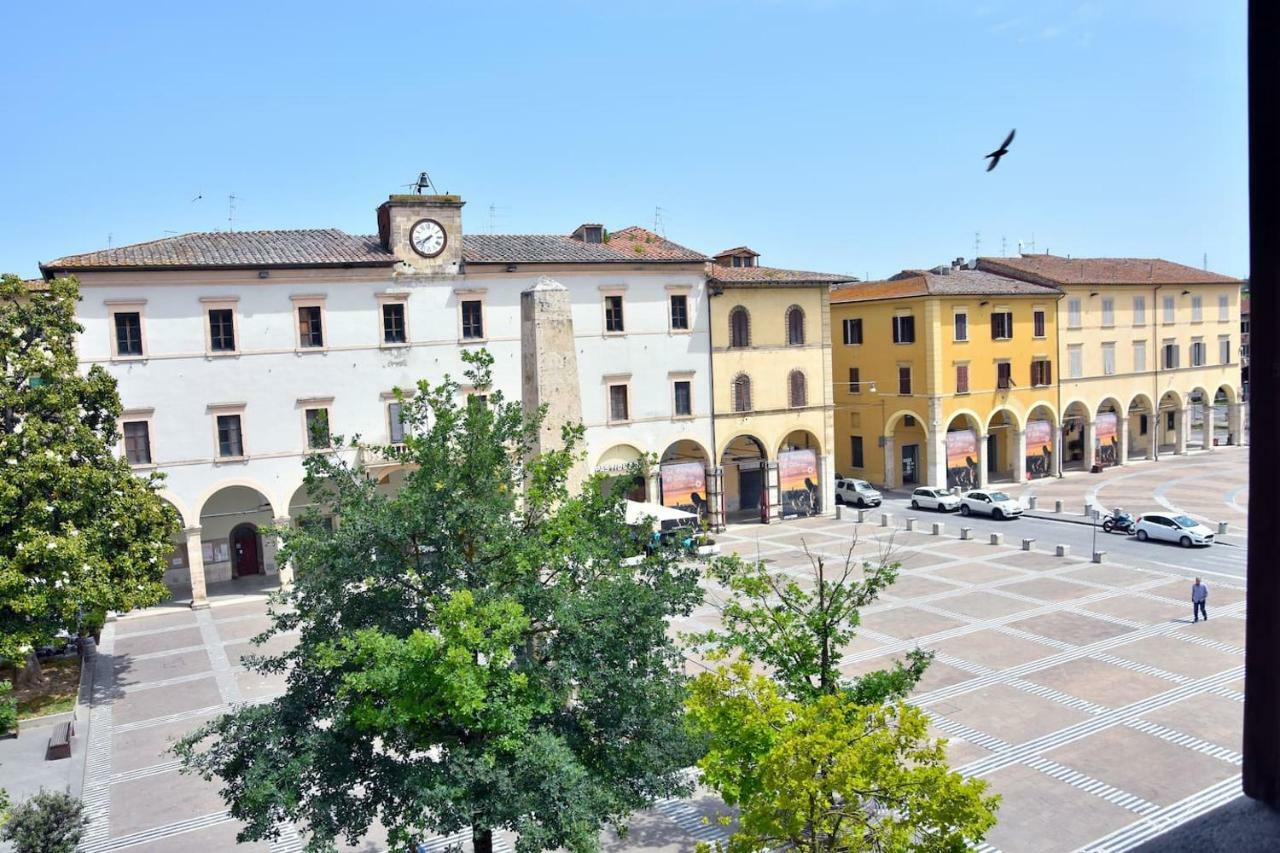 Piazza Arnolfo 1932 Apartamento Colle Val D'Elsa Exterior foto